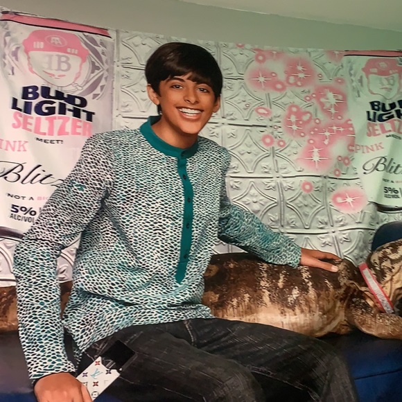 Ravi from Jessie tapestry - Picture 2 of 2